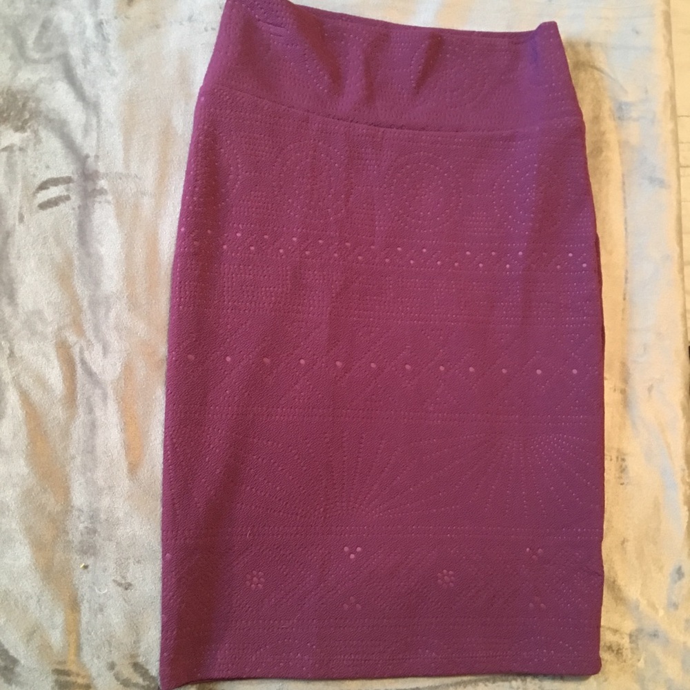 Purple LuLaRoe XS Cassie